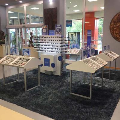 Espositore SBANK - Isole e Gondole espositive per occhiali da centro negozio
